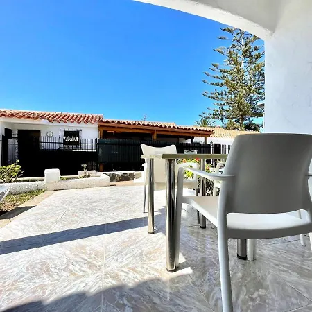 Bungalow De 1 Dormitorio Con Wifi Y Piscina En Playa Del Ingles Playa del Ingles (Gran Canaria)