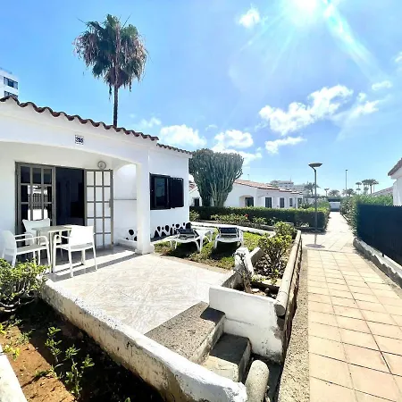 Bungalow De 1 Dormitorio Con Wifi Y Piscina En Playa Del Ingles Playa del Ingles (Gran Canaria)