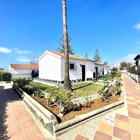Bungalow De 1 Dormitorio Con Wifi Y Piscina En Playa Del Ingles Apartment *