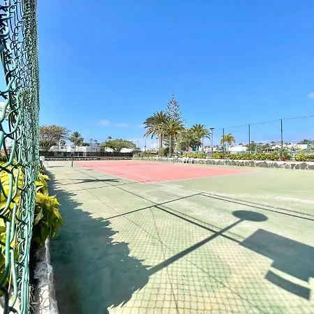 Bungalow De 1 Dormitorio Con Wifi Y Piscina En Playa Del Ingles Apartment *