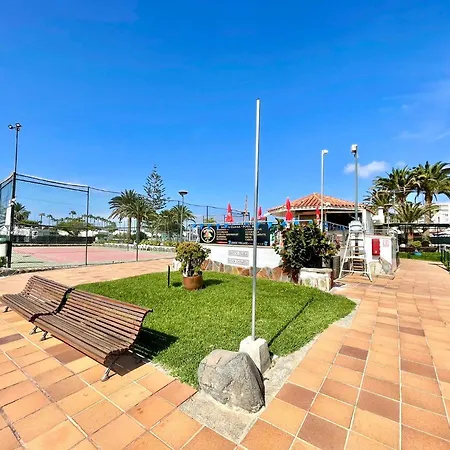 Bungalow De 1 Dormitorio Con Wifi Y Piscina En Playa Del Ingles Apartment