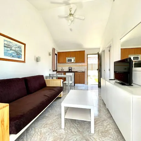 Bungalow De 1 Dormitorio Con Wifi Y Piscina En Playa Del Ingles Apartment