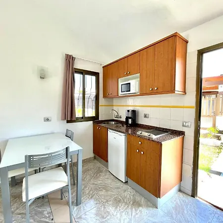 Bungalow De 1 Dormitorio Con Wifi Y Piscina En Playa Del Ingles Apartment